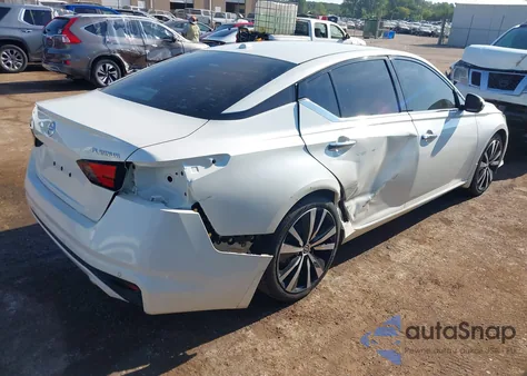 2019 Nissan Altima 2.5 Platinum from USA, damaged, VIN 1N4BL4FV3KC218290